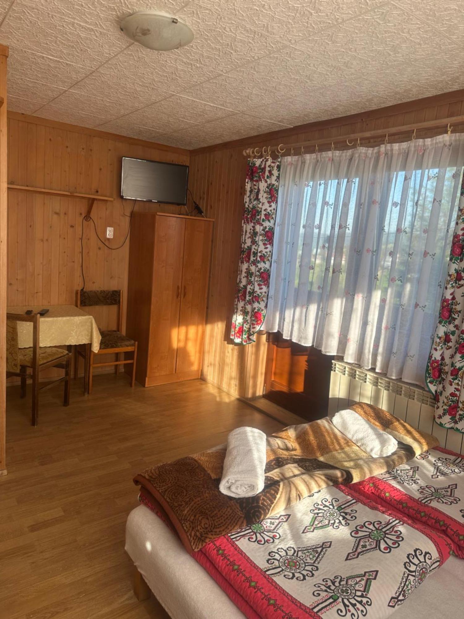 Pokoje Goscinne U Zofii Bukowina Tatrzanska Exterior photo
